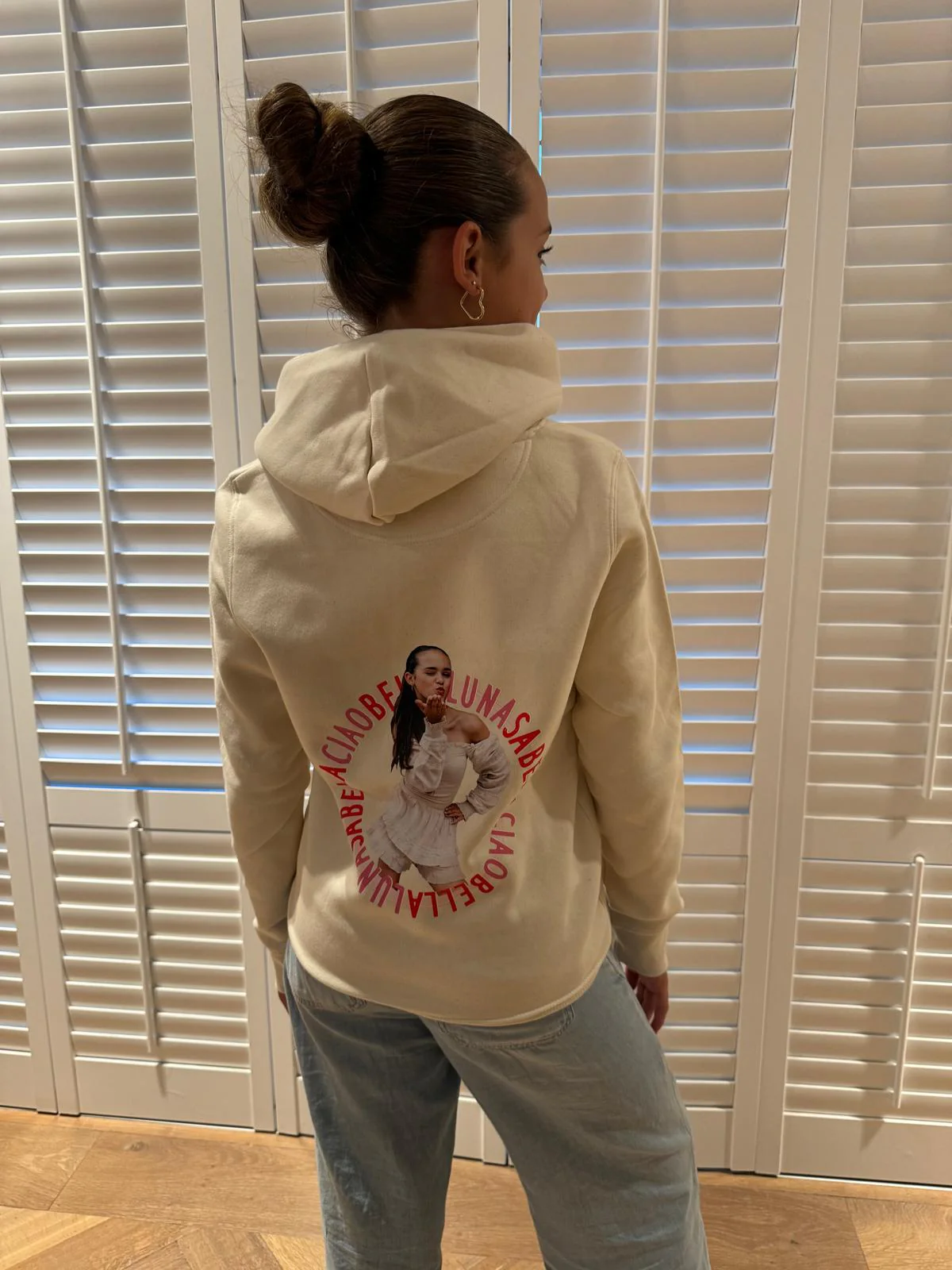 Luna | Hoodie Ciao Bella Kiss - Image 3
